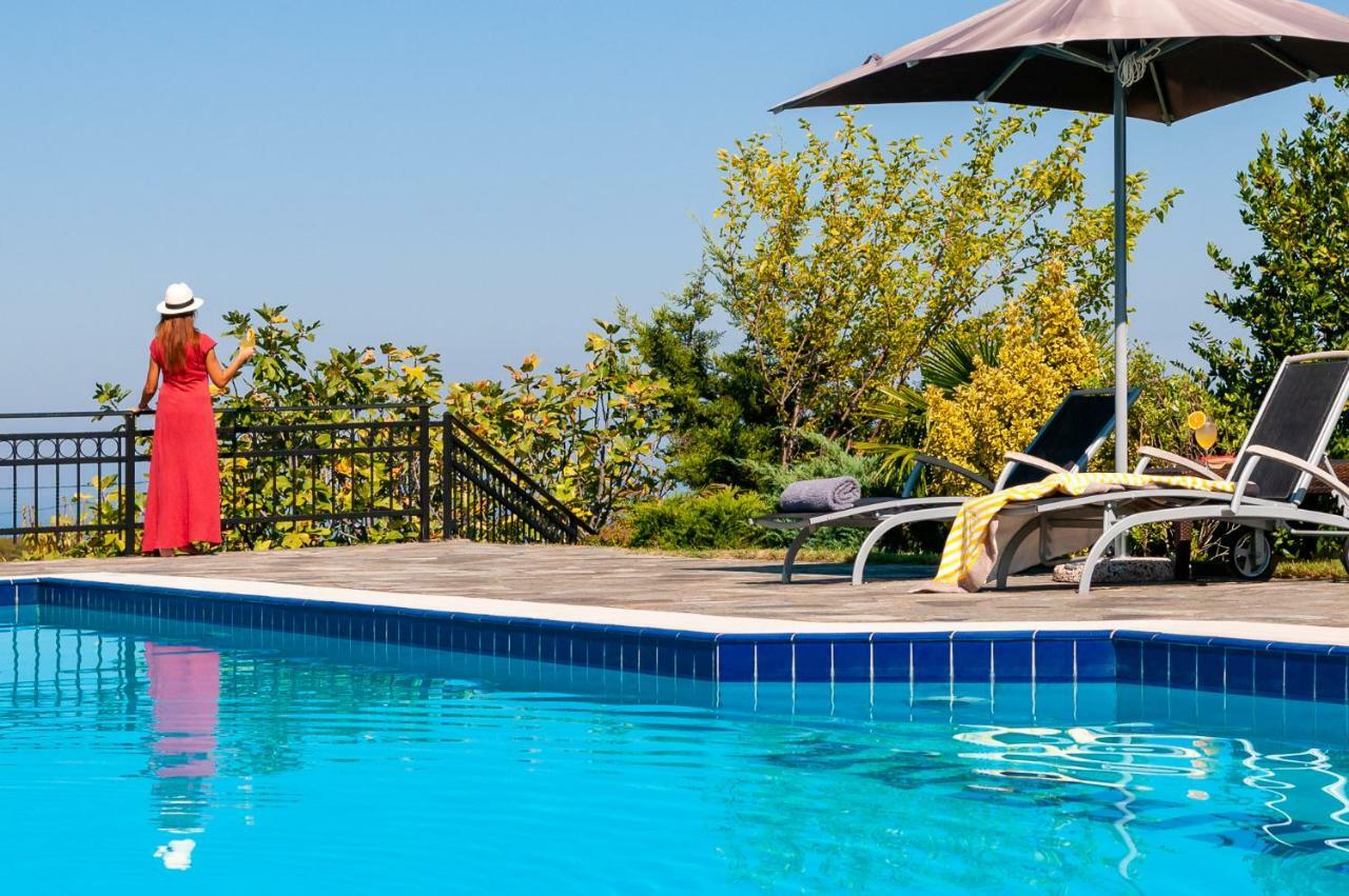 Olympus Pantheon Luxury Villas Leptokarya  Exterior photo